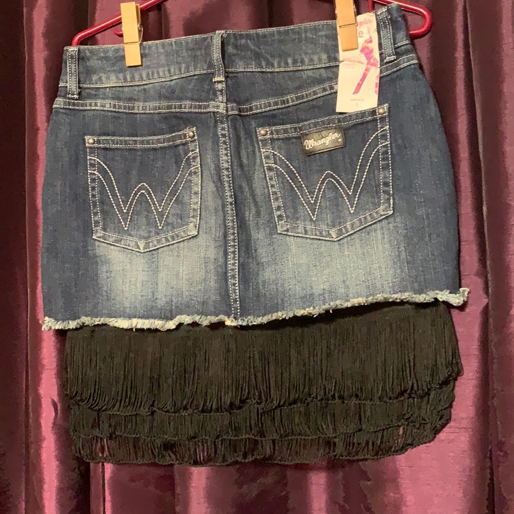 Wrangler fringe skirt size 5 Pink Label